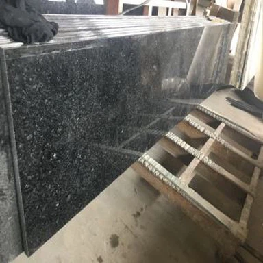 Laje de granito negro angola