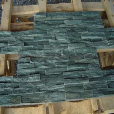 Painel de ardósia verde escuro