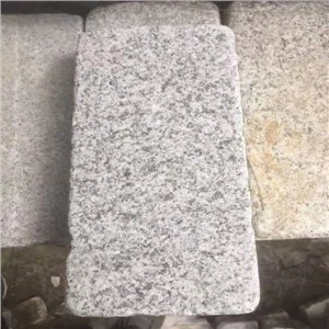Pavimentadoras de paralelepípedos caídos G603