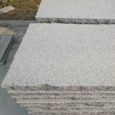 G 654 Granito Cinza