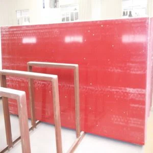 Laje de quartzo vermelho