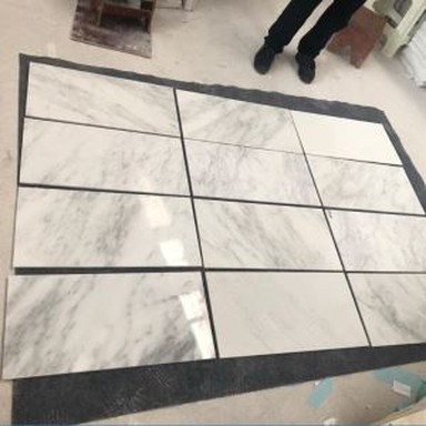 Azulejo branco estatuário