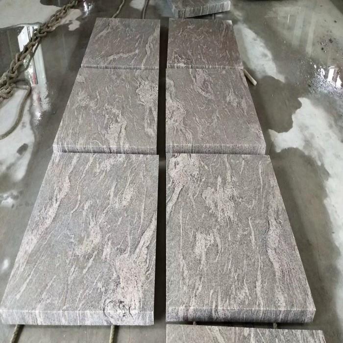 Tiger Yellow Granite slab (2)