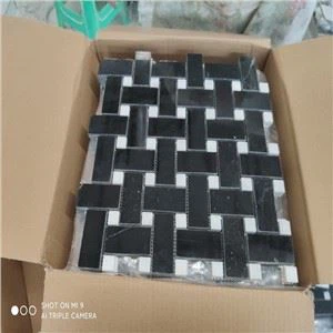 Ladrilhos de mosaico em mármore Nero Marquina