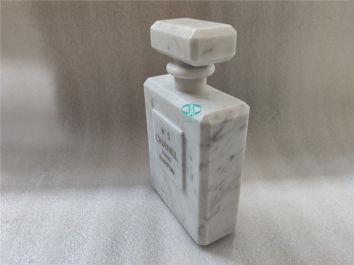 carrara white marble