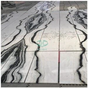 Azulejo de mármore branco com veias pretas